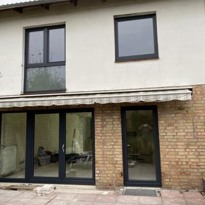 NACHHER - Neue- moderne Terassentür und bodentiefe Fenster